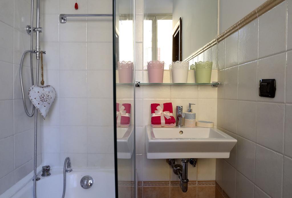 Caracciolo Guest House Рим Номер фото